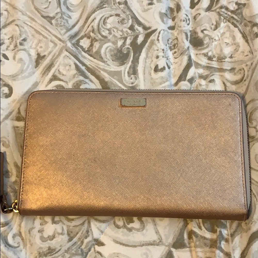 Kate Spade Travel Wallet